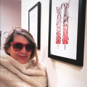 Mink pink red sunglasses